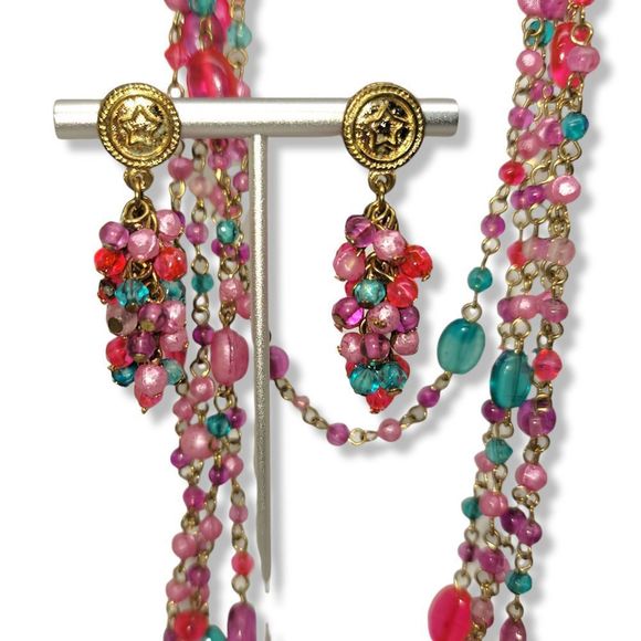 Vintage Resin Eyeful(tm) 5 strand bead, gold-tone wire & Earring Set 27" - Picture 2 of 7